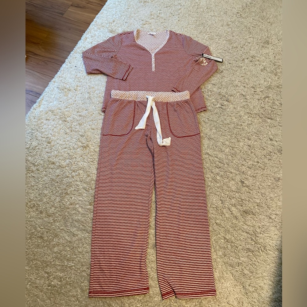 Women’s red striped pajamas NWT